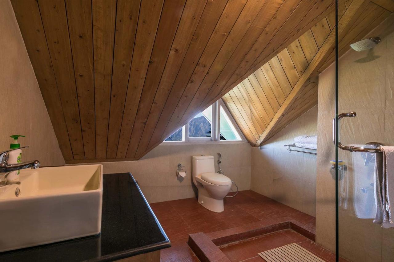 Stayvista At The Corner House - Pet Friendly Villa Шімла Екстер'єр фото